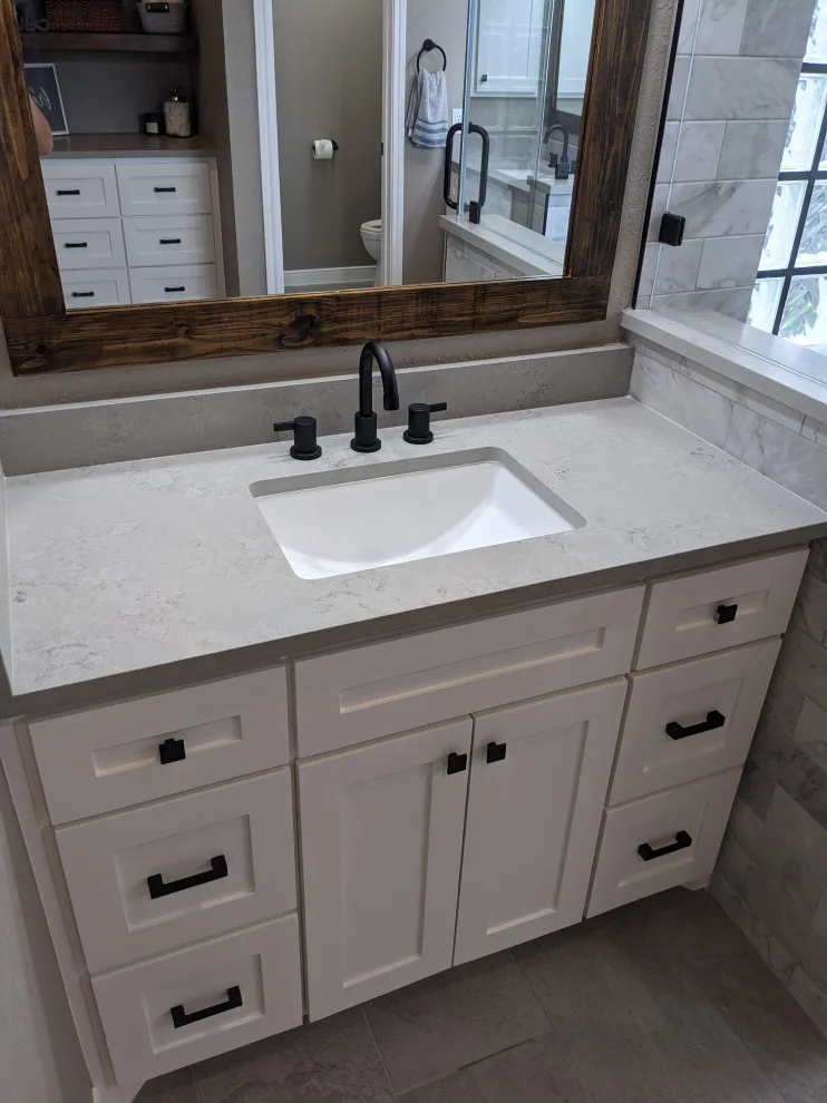 Contemporary farmhouse restroom by Prime & Precision - Photo 11