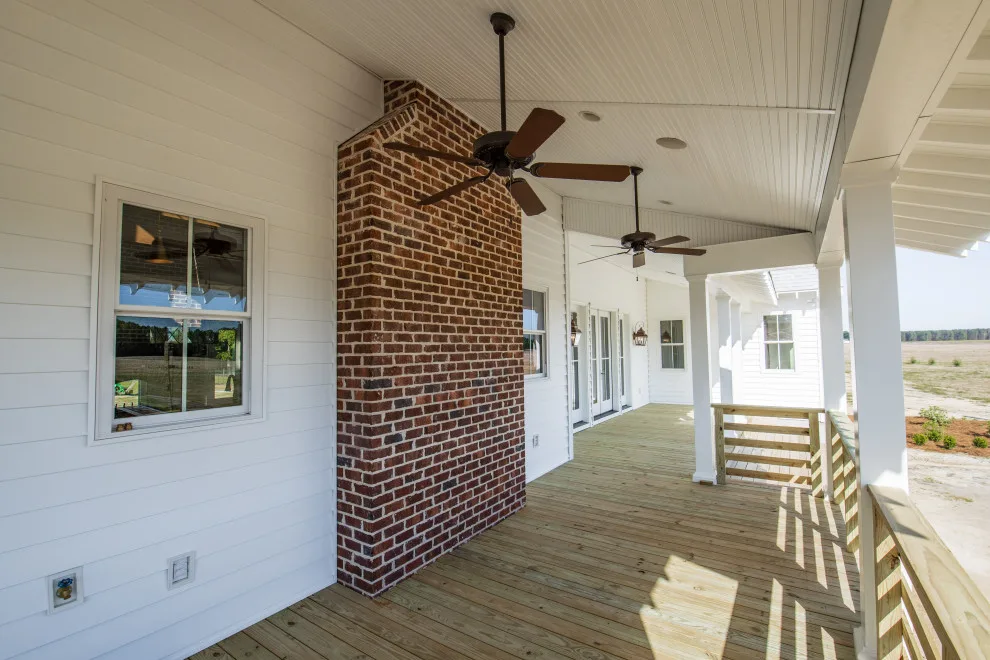 Contemporary Farmhouse 2020 by Grace Construction, Inc. - Photo 11