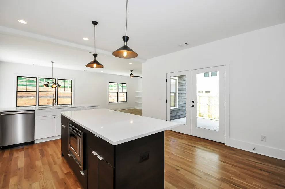 Contemporary Farmhouse in Scottdale by Level Craft Construction - Photo 3