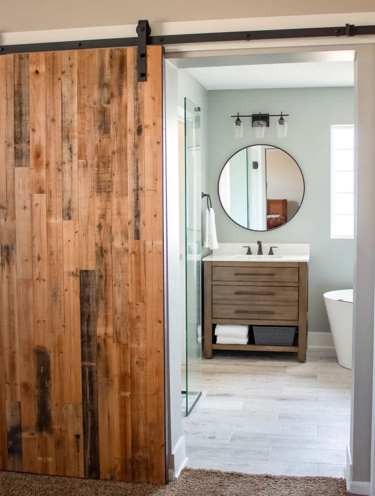 Contemporary Farmhouse Primary Bathroom by Bryan Casey Construction LLC - Photo 12
