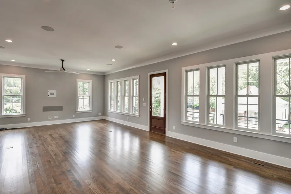 Contemporary Farmhouse on Manigault by Level Craft Construction - Photo 19