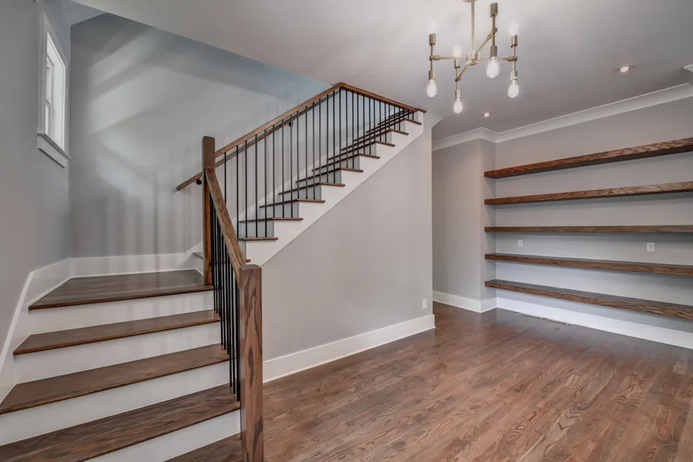 Contemporary Farmhouse on Manigault by Level Craft Construction - Photo 8
