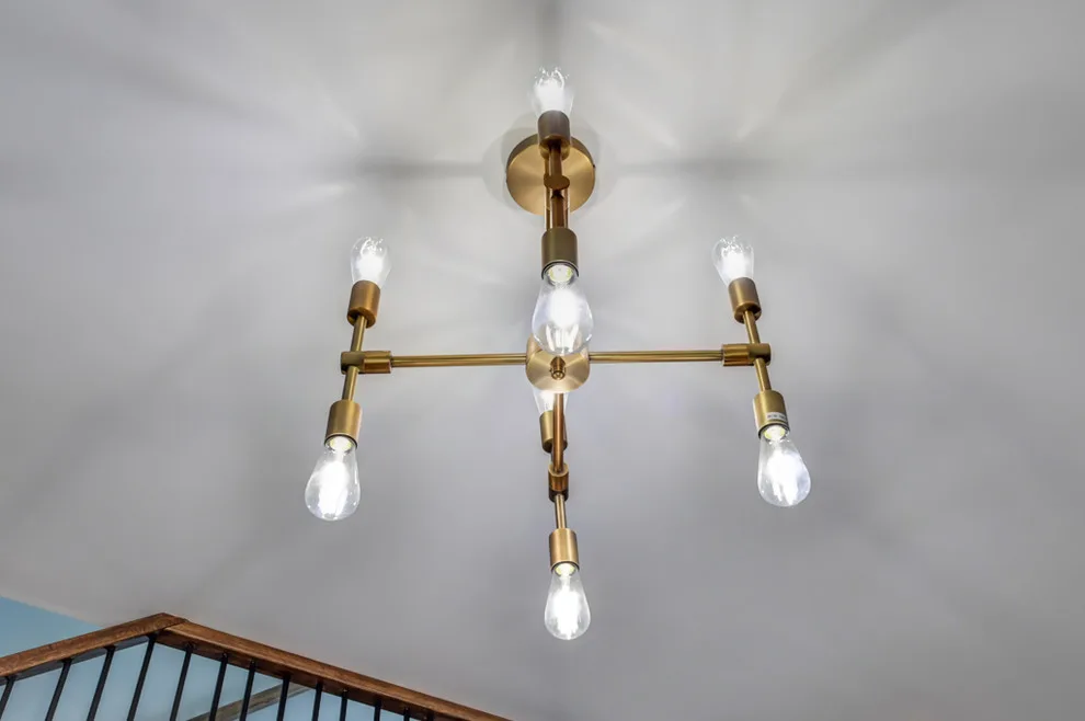 Contemporary Farmhouse on Manigault by Level Craft Construction - Photo 9