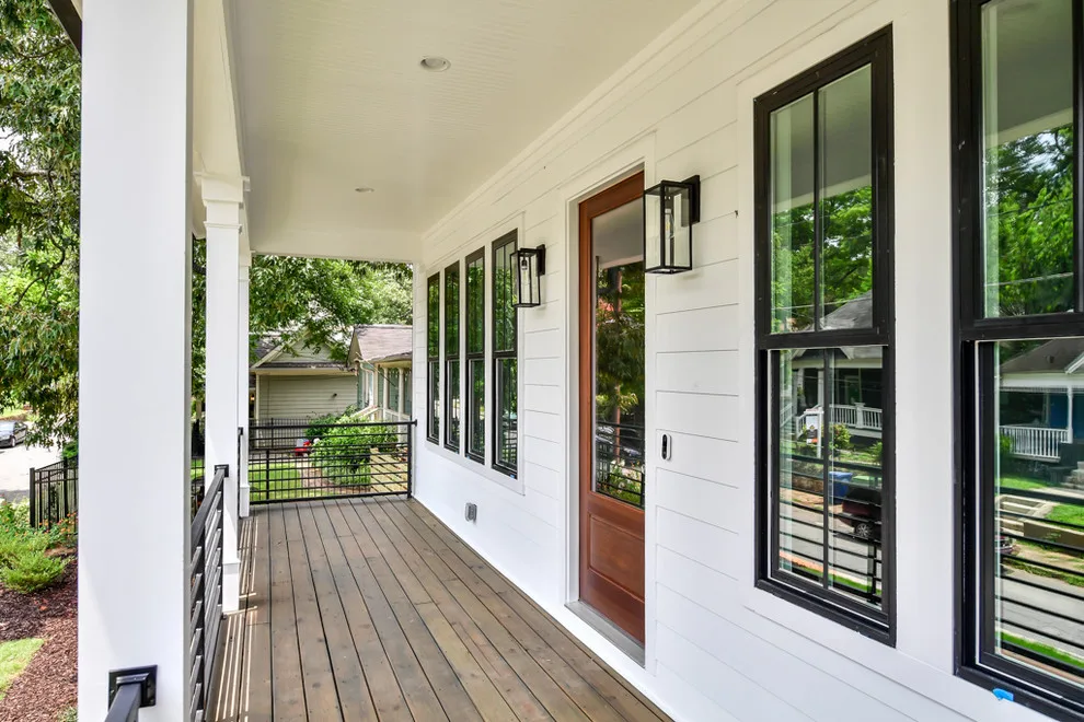 Contemporary Farmhouse on Manigault by Level Craft Construction - Photo 24