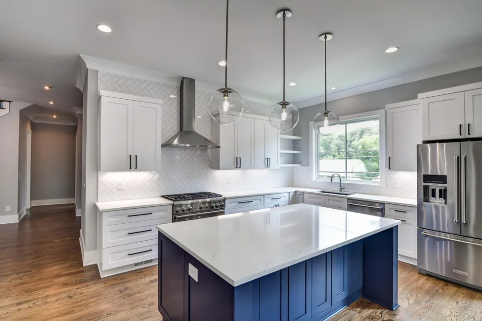Contemporary Farmhouse on Manigault by Level Craft Construction - Photo 40