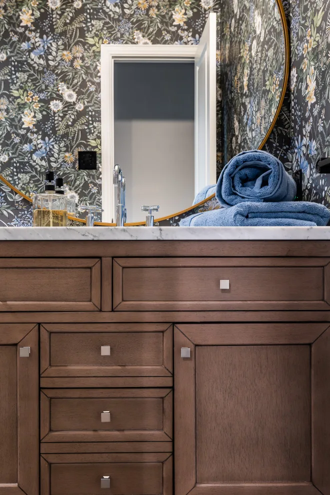 Contemporary Farmhouse - Plano by Stringer Construction & Design - Photo 4