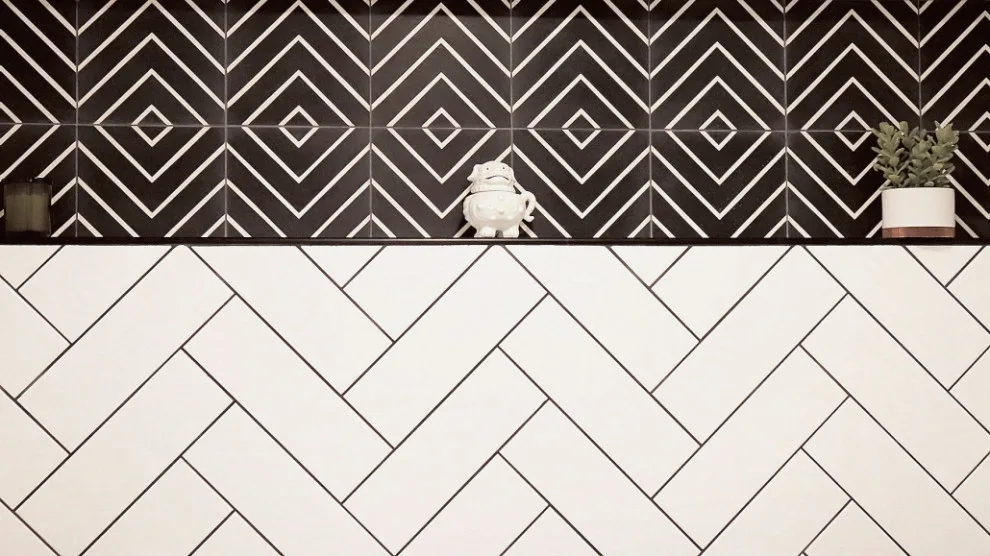 Contemporary Geometric Luxe Bath by Mint Construction - Photo 3