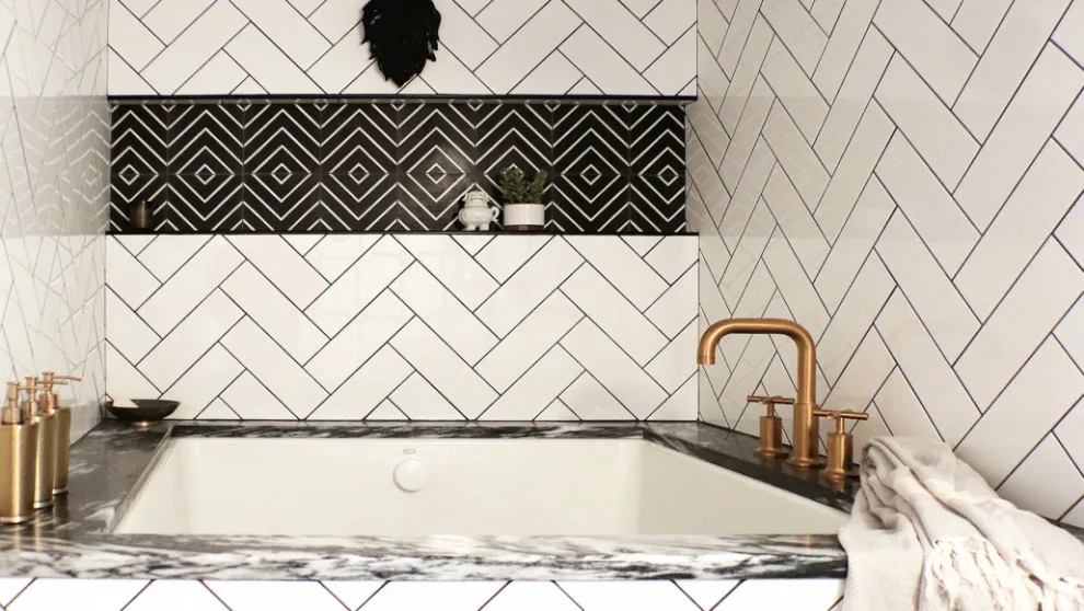 Contemporary Geometric Luxe Bath by Mint Construction - Photo 2