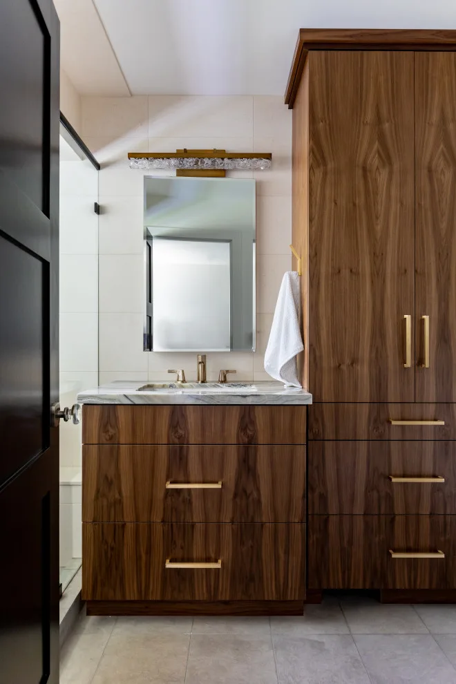 Contemporary Elegance by DFS Construction Inc. - Photo 4