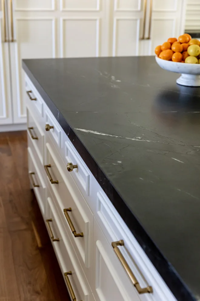 Contemporary Elegance by DFS Construction Inc. - Photo 31