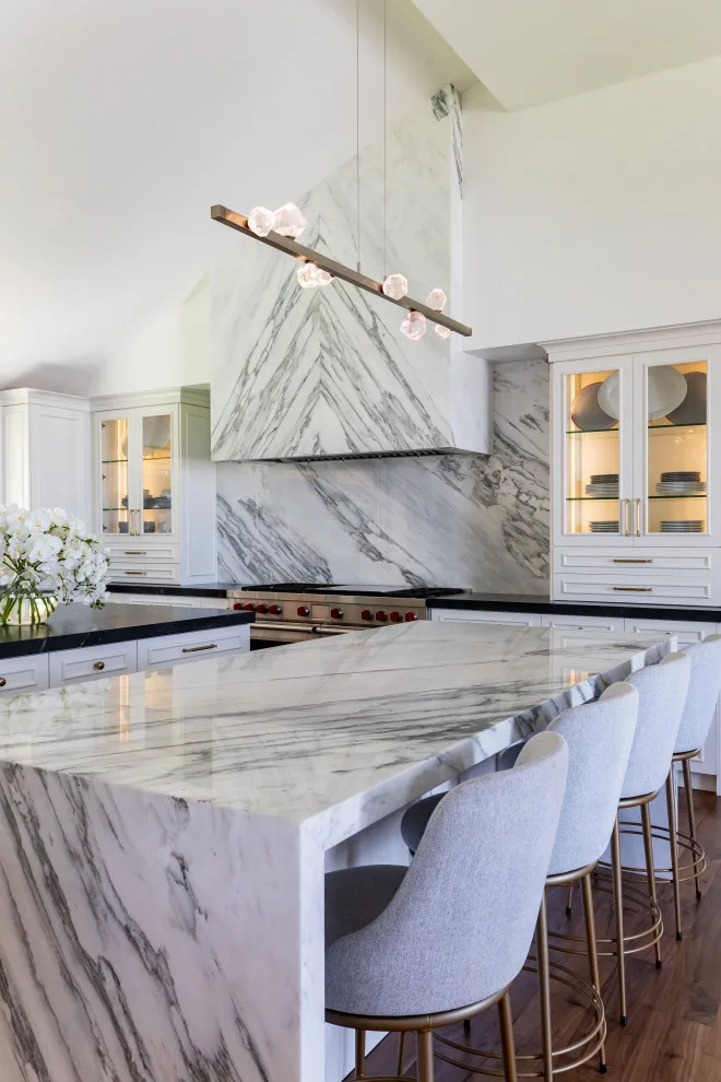 Contemporary Elegance by DFS Construction Inc. - Photo 17