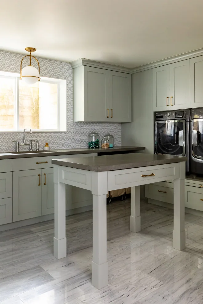 Contemporary Elegance by DFS Construction Inc. - Photo 32