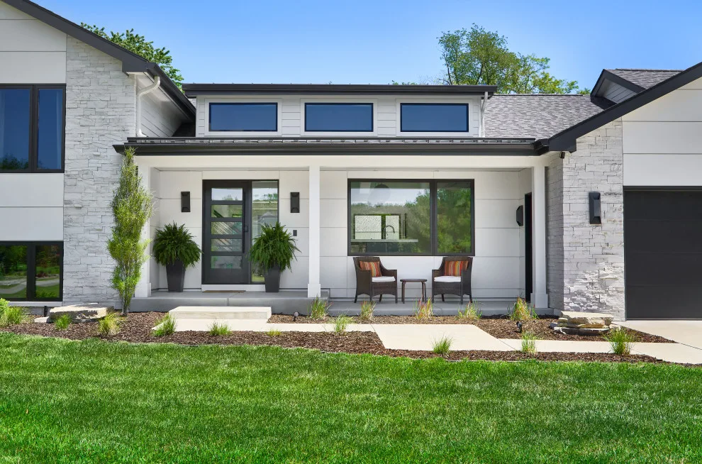 Contemporary House Remodeling by Blok Builders, Inc. - Photo 10