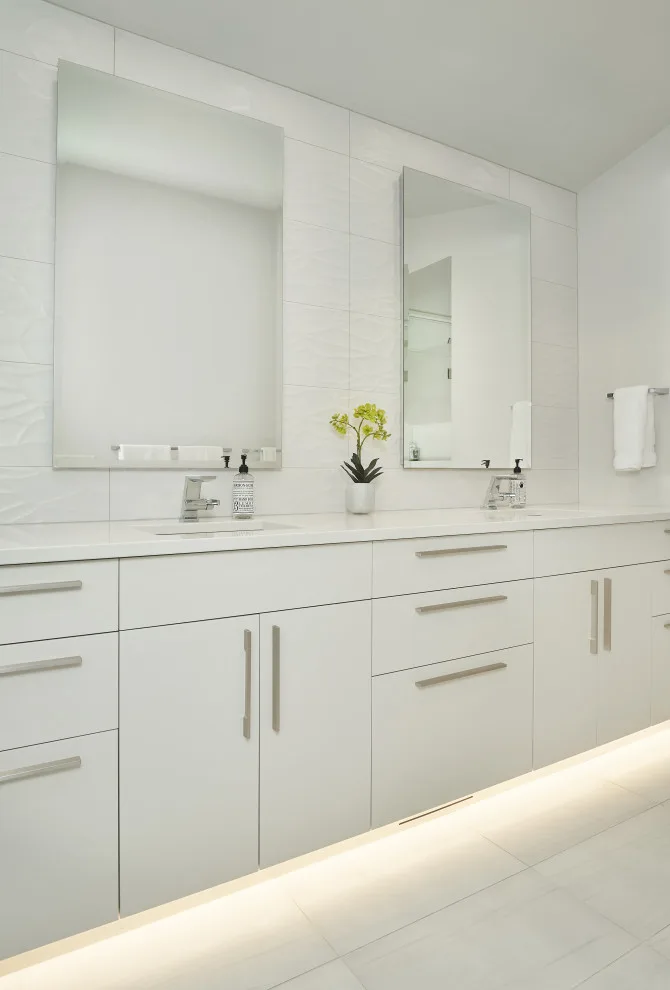 Contemporary House Remodeling by Blok Builders, Inc. - Photo 44