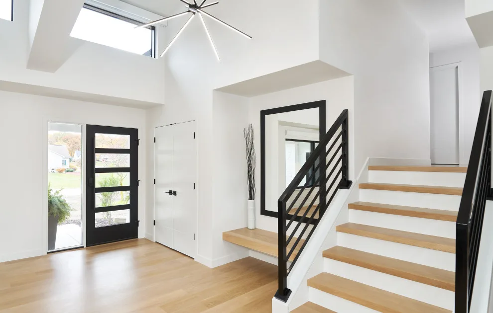 Contemporary House Remodeling by Blok Builders, Inc. - Photo 12