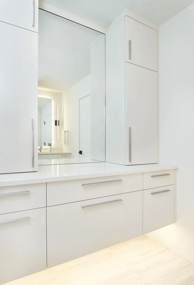 Contemporary House Remodeling by Blok Builders, Inc. - Photo 28