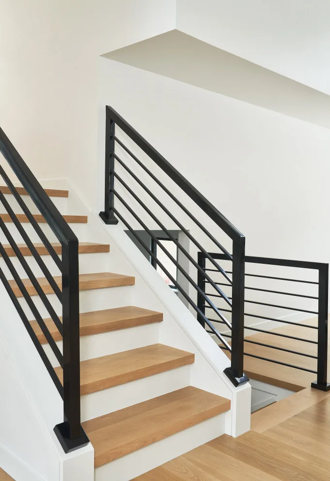 Contemporary House Remodeling by Blok Builders, Inc. - Photo 27
