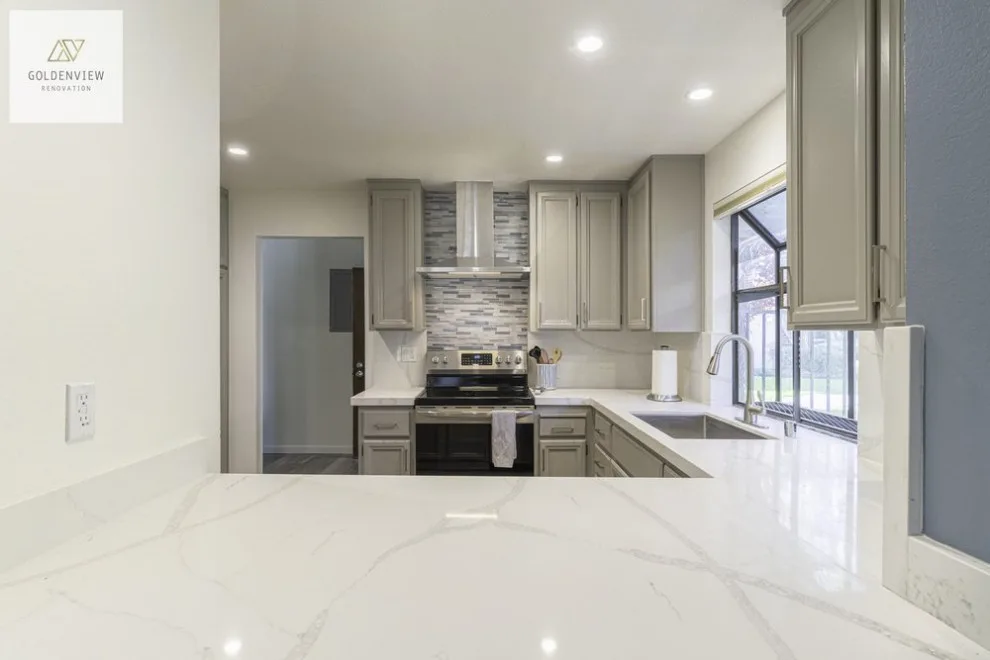 Contemporary Home Renovation - Mountain View by Golden View Renovation - Photo 2
