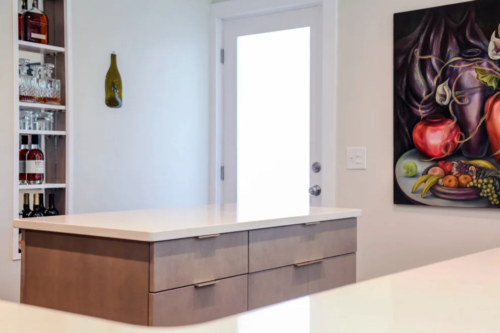 Contemporary Kitchen and Lounge by Owners Choice Construction - Photo 10