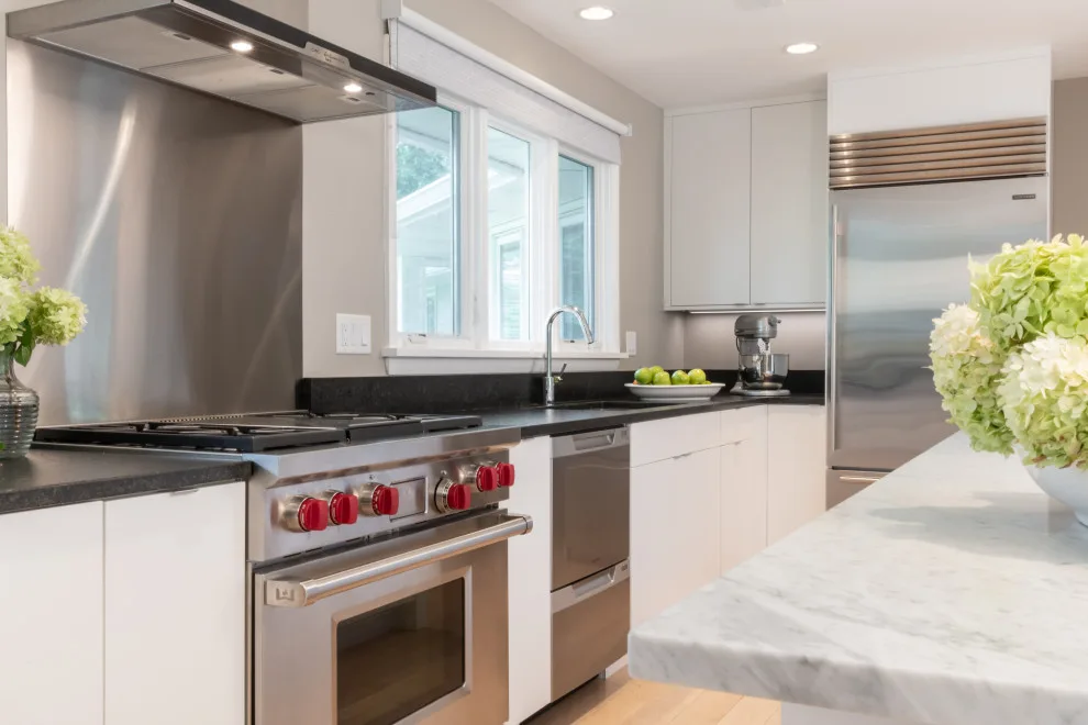 Contemporary Kitchen in St. Louis by Liston Design Build - Photo 5