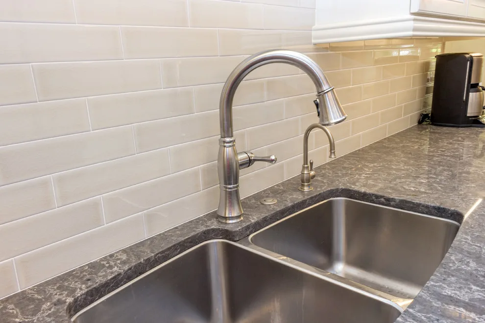 Contemporary Kitchen Transformation by Innovative Design Build - Photo 15
