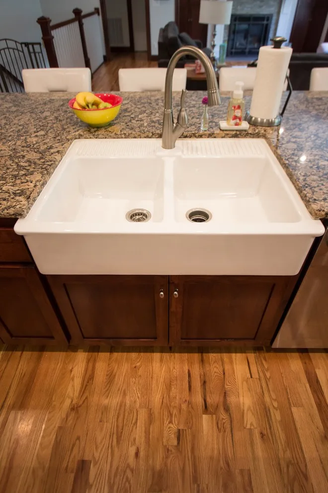 Reed Contemporary Classic Residence - Kitchen by Robbins Construction - Photo 5