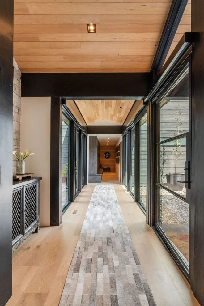 Contemporary Mountain Elegance by Mountainwood Construction - Photo 8
