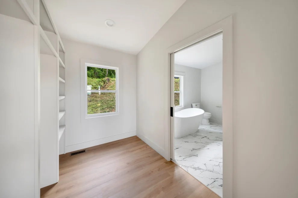 Contemporary Mountain Lifestyle by IDL Construction - Photo 10