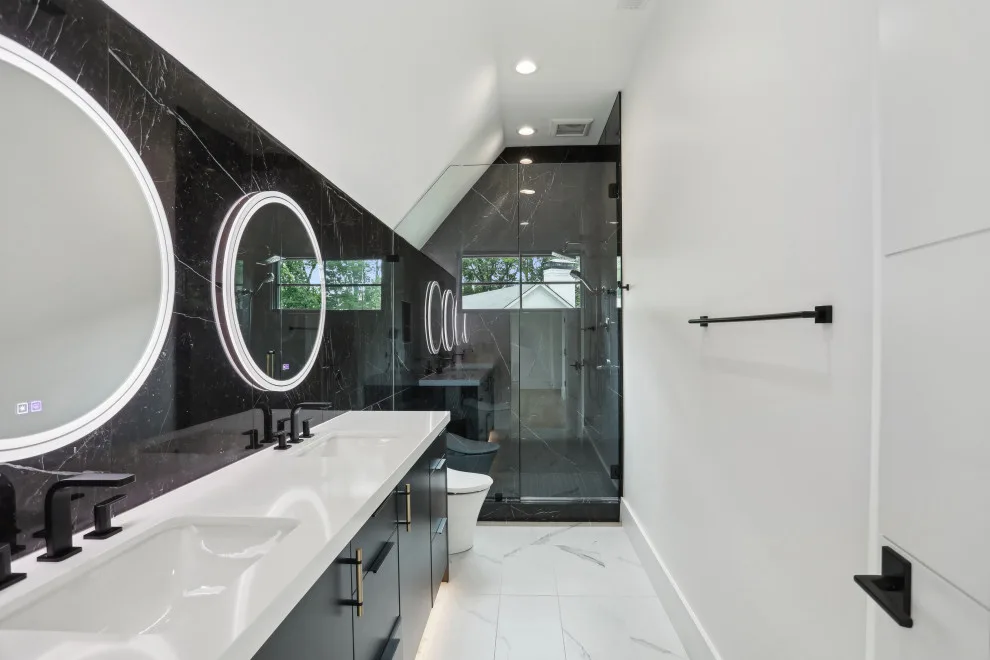 Contemporary Custom Home Build by New Rosslyn Construction - Photo 14