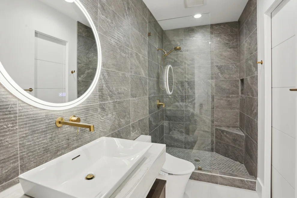 Contemporary Custom Home Build by New Rosslyn Construction - Photo 32