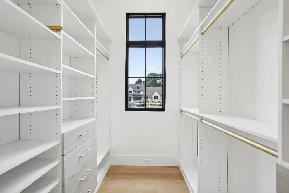 Contemporary Custom Home Build by New Rosslyn Construction - Photo 12