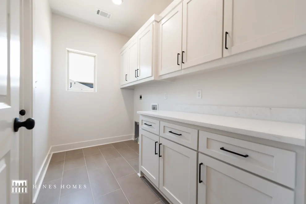 Contemporary New Build Residence by Hines Homes, LLC - Photo 25