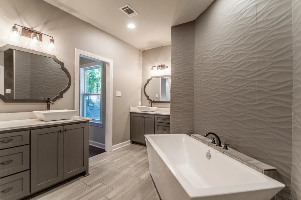 Contemporary Residence by Hines Homes, LLC - Photo 2