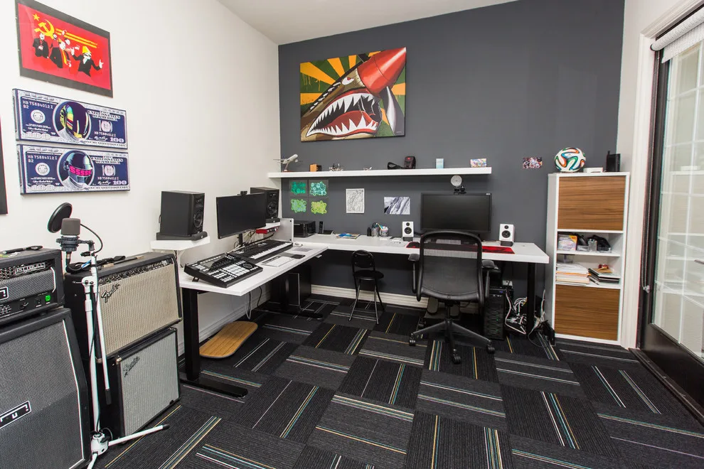 Contemporary Workspace by Graham Hallissey Construction - Photo 4