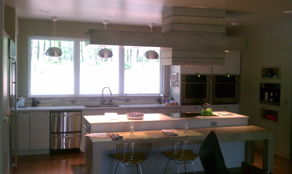 Contemporary by the Water by Steinorth Fine Homes, Inc - Photo 7