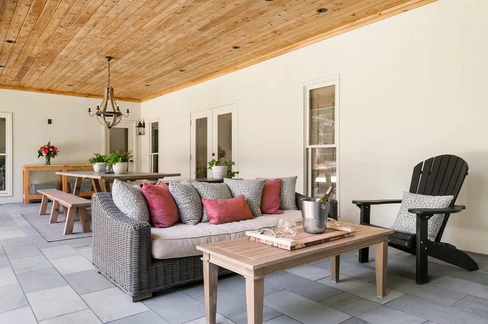 Contemporary Outdoor Living Area by Innovative Design Build - Photo 8