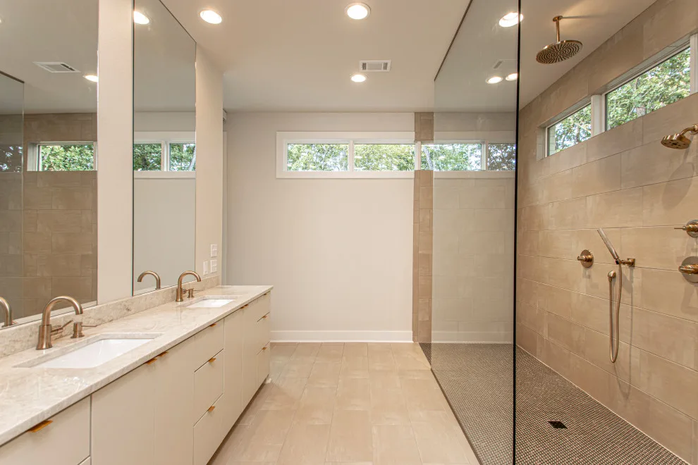 Contemporary Ranch Home by Hines Homes, LLC - Photo 10