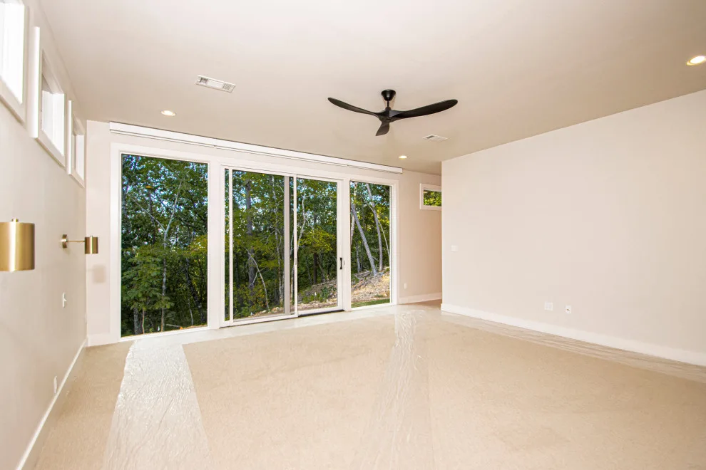 Contemporary Ranch Home by Hines Homes, LLC - Photo 27