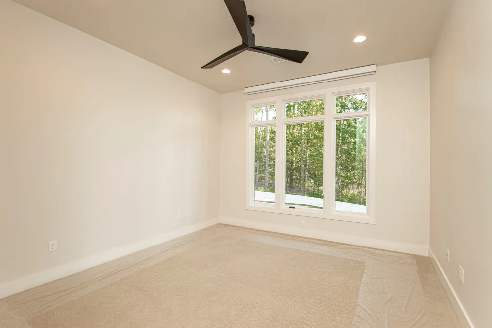 Contemporary Ranch Home by Hines Homes, LLC - Photo 23