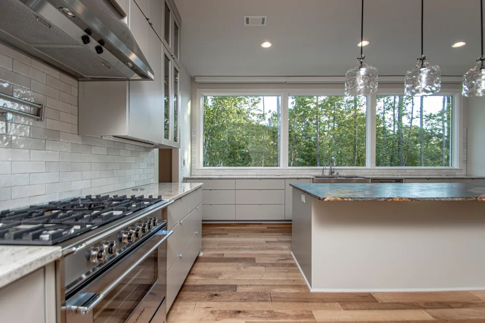 Contemporary Ranch Home by Hines Homes, LLC - Photo 26