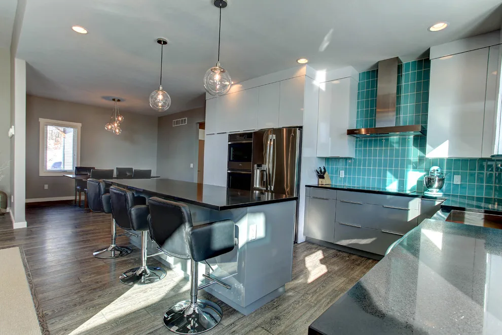 Contemporary Riverhome by Berghuis Construction LLC - Photo 10