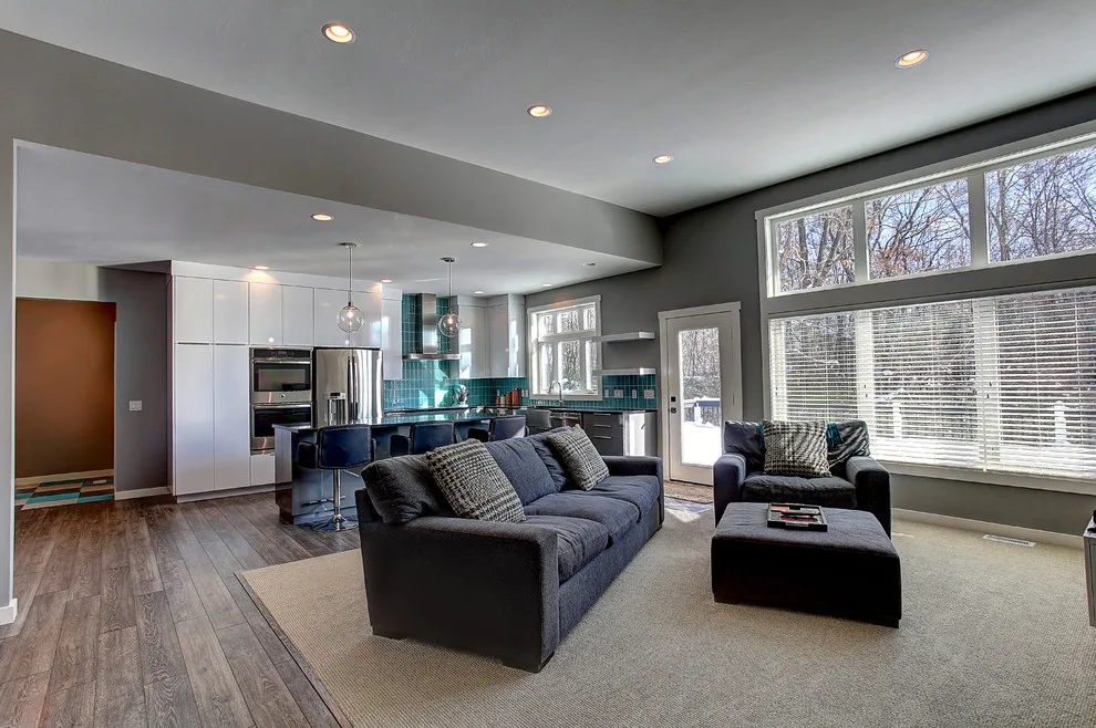 Contemporary Riverhome by Berghuis Construction LLC - Photo 6