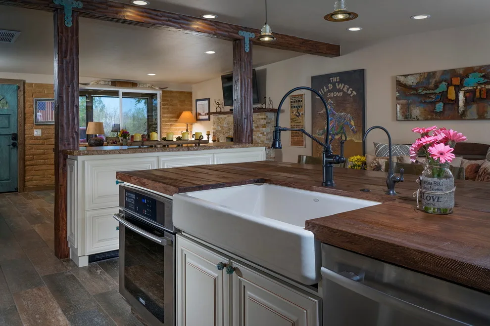 Contemporary Country Renovation by Stertz Construction - Photo 4