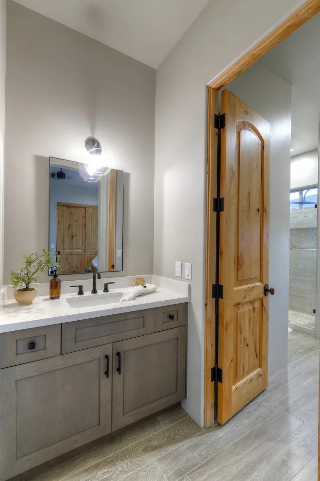 Contemporary Santa Fe by Maple Avenue Construction - Photo 4