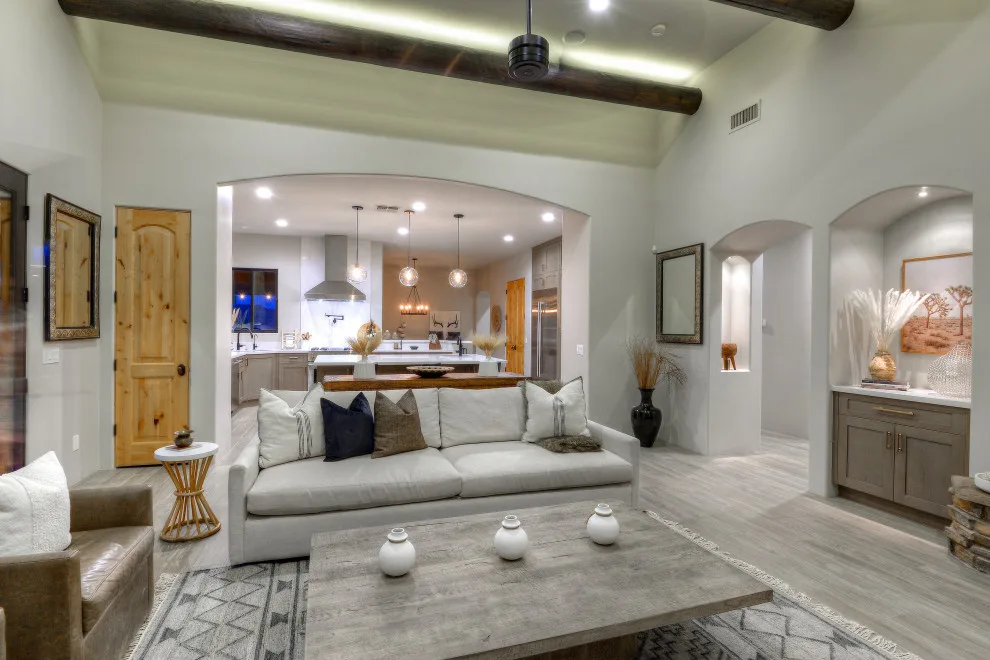 Contemporary Santa Fe by Maple Avenue Construction - Photo 9