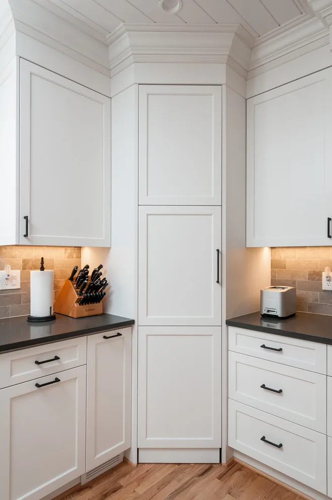 Contemporary Shaker Kitchen - Brookhaven by Innovative Design Build - Photo 12