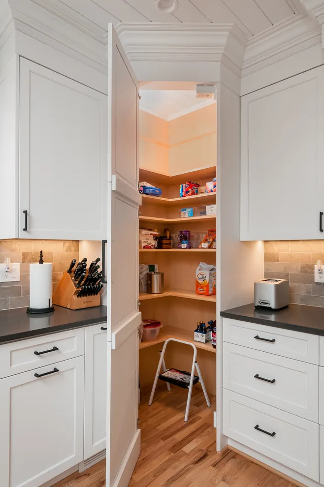 Contemporary Shaker Kitchen - Brookhaven by Innovative Design Build - Photo 23