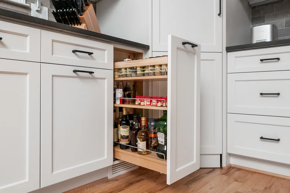Contemporary Shaker Kitchen - Brookhaven by Innovative Design Build - Photo 19