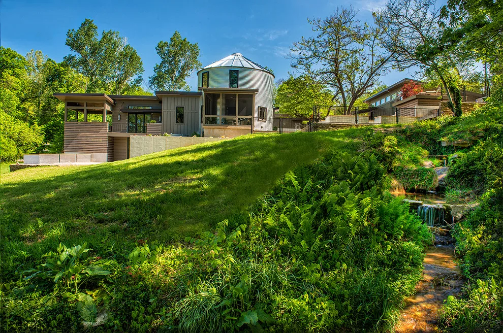 Contemporary Silo by Monticello Custom Homes And Remodeling - Photo 20