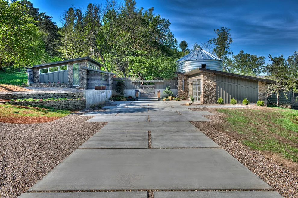 Contemporary Silo by Monticello Custom Homes And Remodeling - Photo 29